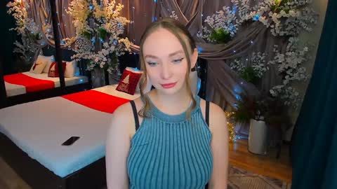 Snapshot of pieceofinspiration chatting on 01.09.25 Emelie online show from 01.09.25