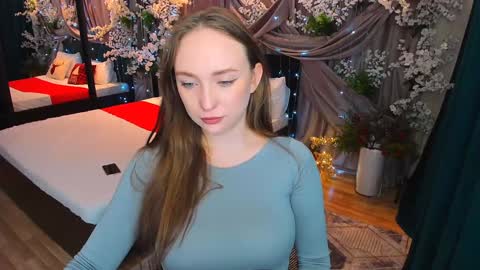 Snapshot of pieceofinspiration chatting on 01.11.25 Emelie online show from 01.11.25