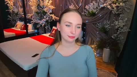 Snapshot of pieceofinspiration chatting on 01.11.25 Emelie online show from 01.11.25