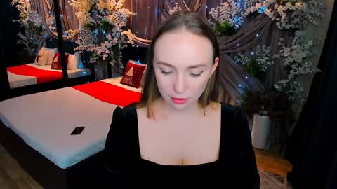 Snapshot of pieceofinspiration chatting on 01.12.25 Emelie online show from 01.12.25