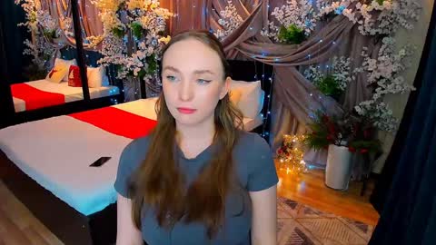 Snapshot of pieceofinspiration chatting on 01.14.25 Emelie online show from 01.14.25