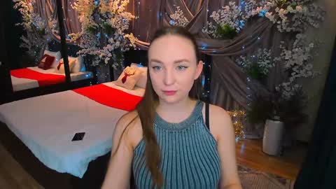 Snapshot of pieceofinspiration chatting on 01.19.25 Emelie online show from 01.19.25