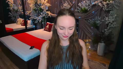 Snapshot of pieceofinspiration chatting on 01.19.25 Emelie online show from 01.19.25