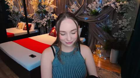 Snapshot of pieceofinspiration chatting on 01.25.25 Emelie online show from 01.25.25