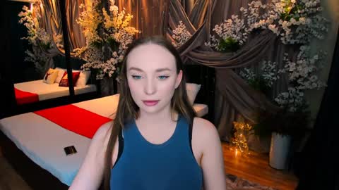 Snapshot of pieceofinspiration chatting on 01.27.25 Emelie online show from 01.27.25