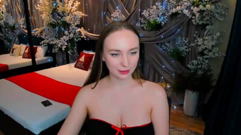 Snapshot of pieceofinspiration chatting on 01.30.25 Emelie online show from 01.30.25