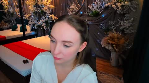 Snapshot of pieceofinspiration chatting on 02.05.25 Emelie online show from 02.05.25