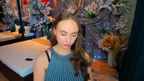 Snapshot of pieceofinspiration chatting on 02.24.25 Emelie online show from 02.24.25