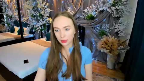 Snapshot of pieceofinspiration chatting on 03.02.25 Emelie online show from 03.02.25