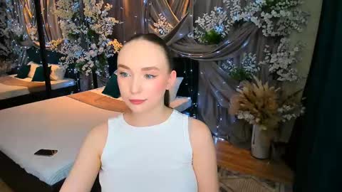 Snapshot of pieceofinspiration chatting on 03.12.25 Emelie online show from 03.12.25