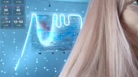 Snapshot of piera_ chatting on 09.22.25 Piera online show from 09.22.25