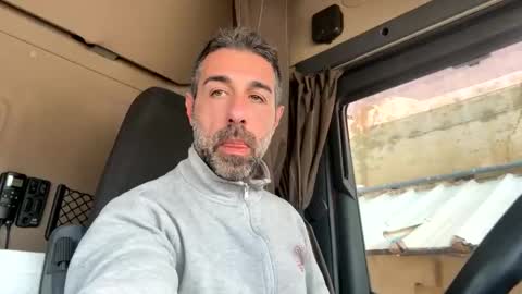 pierotu online show from 01.09.26