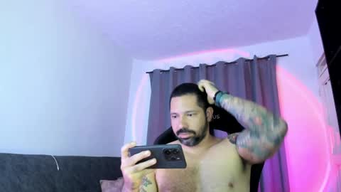 Snapshot of pierrevidal chatting on 05.15.26 Pierre online show from 05.15.26