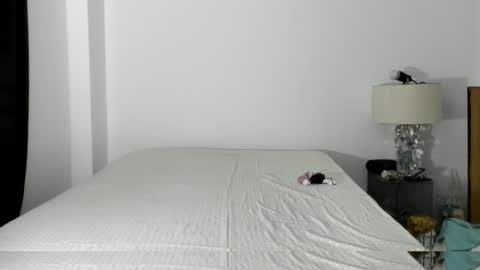 pikoro_gomez online show from 10.21.25