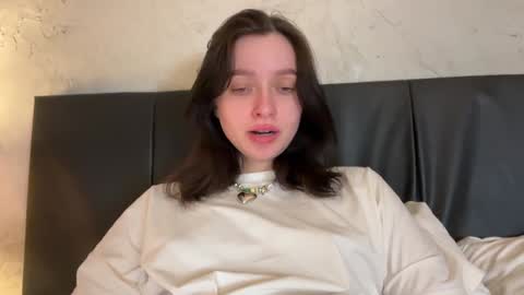 Trisha     online show from 01.10.25