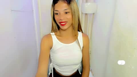 Snapshot of pinay_alexa chatting on 04.29.26 alexa online show from 04.29.26