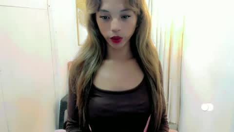 Snapshot of pinay_alexa chatting on 06.27.26 alexa online show from 06.27.26