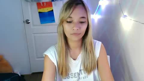 pinay beauty14 online show from 02.19.25