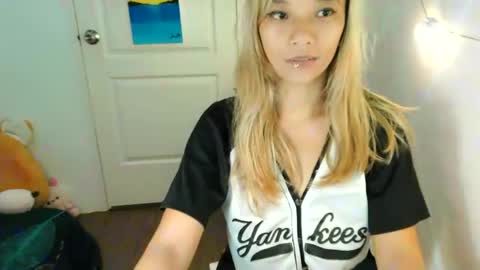 pinay beauty14 online show from 02.24.25