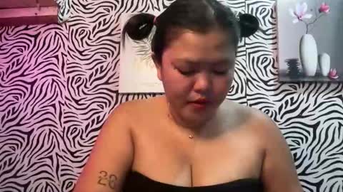 Hot Feb online show from 12.02.25