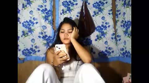 Snapshot of pinay_just18th chatting on 05.12.26 pinay_just18th online show from 05.12.26