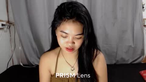 Snapshot of pinay_pleaseme chatting on 06.11.26 pinay_pleaseme online show from 06.11.26