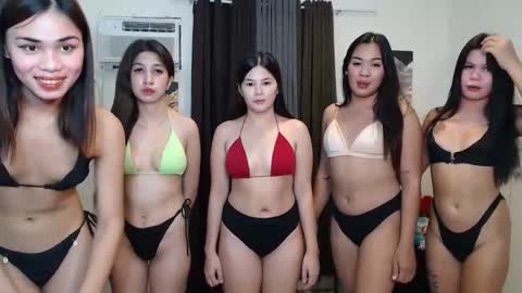 rhea kris birnadith desiree medusa online show from 10.23.25