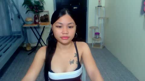 Snapshot of pinay_rosee chatting on 05.24.26 pinay_rosee online show from 05.24.26