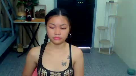 Snapshot of pinay_rosee chatting on 05.27.26 pinay_rosee online show from 05.27.26