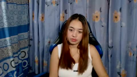 Snapshot of pinay_singlemomxs chatting on 04.06.26 pinay_singlemomxs online show from 04.06.26
