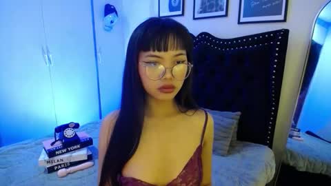 dee online show from 11.18.25