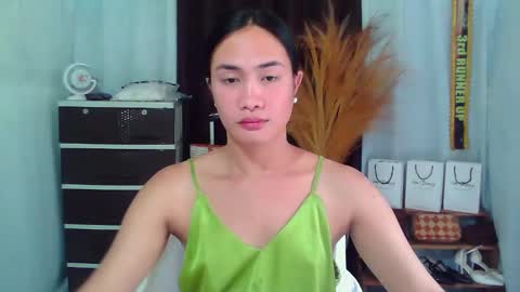 Snapshot of pinaycutie_jilian chatting on 10.07.25 jilian  online show from 10.07.25