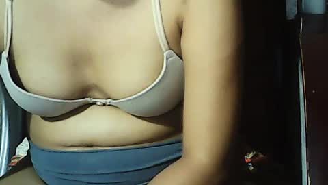 Snapshot of pinayhairyflower chatting on 07.08.26 Nica online show from 07.08.26