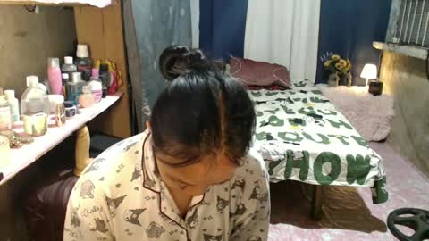 Snapshot of pinayjasmine chatting on 06.21.26 jasmine online show from 06.21.26