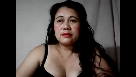 Snapshot of pinaymama12345 chatting on 02.13.25 pinaymama12345 online show from 02.13.25