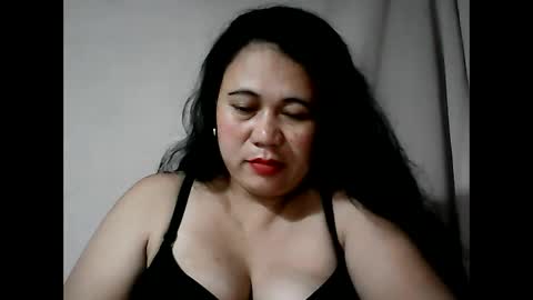 Snapshot of pinaymama12345 chatting on 02.15.25 pinaymama12345 online show from 02.15.25