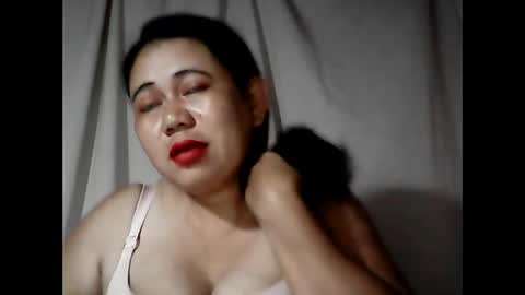 Snapshot of pinaymama12345 chatting on 09.21.25 pinaymama12345 online show from 09.21.25