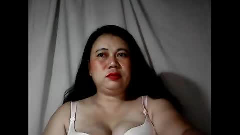 Snapshot of pinaymama12345 chatting on 10.19.25 pinaymama12345 online show from 10.19.25