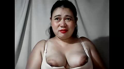 Snapshot of pinaymama12345 chatting on 05.06.26 pinaymama12345 online show from 05.06.26