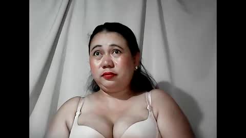Snapshot of pinaymama12345 chatting on 05.11.26 pinaymama12345 online show from 05.11.26