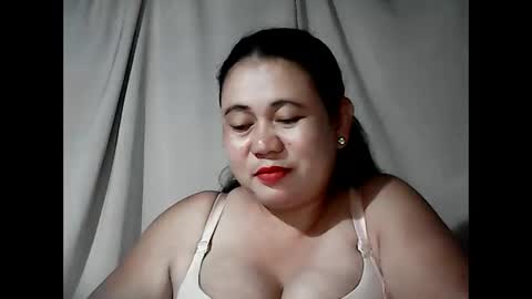 Snapshot of pinaymama12345 chatting on 05.17.26 pinaymama12345 online show from 05.17.26