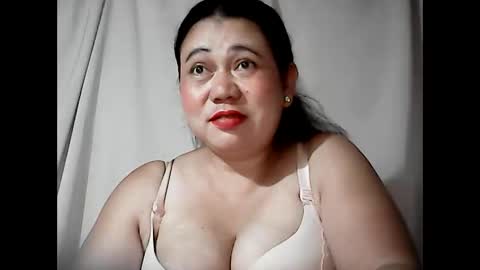 Snapshot of pinaymama12345 chatting on 05.27.26 pinaymama12345 online show from 05.27.26