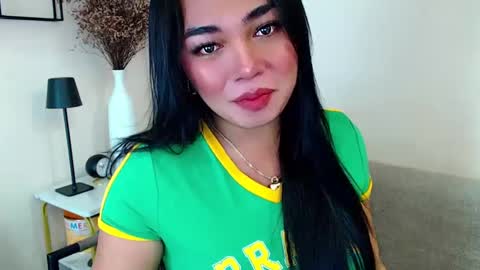 Snapshot of pinaymorena69 chatting on 12.29.24 Just cath  online show from 12.29.24