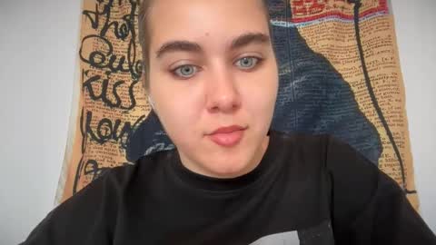 Snapshot of pingsonnenburg chatting on 01.14.26 Susie online show from 01.14.26