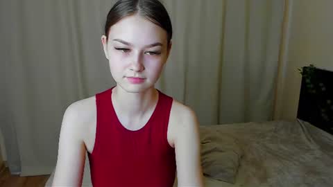 Snapshot of pink_banny chatting on 06.20.26 Alex online show from 06.20.26
