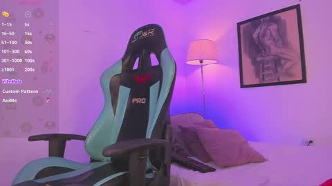 KELLY  online show from 10.19.25