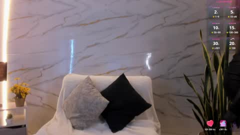 pink_secret online show from 04.01.26