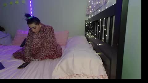 pink_tv online show from 10.02.25