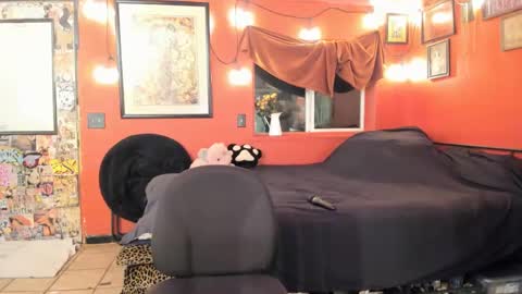 Virginity smiles online show from 01.31.25