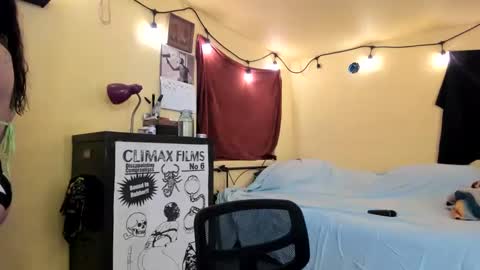 Virginity smiles online show from 09.10.25